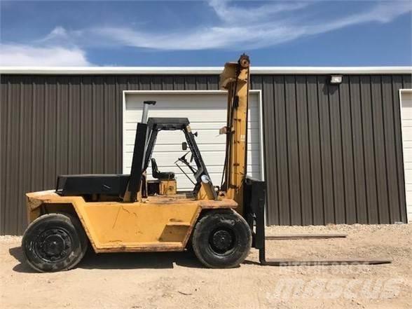 CAT V225B Diesel gaffeltrucks
