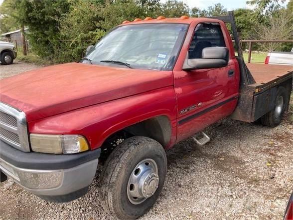 Dodge 3500SLT Lastbil med lad/Flatbed