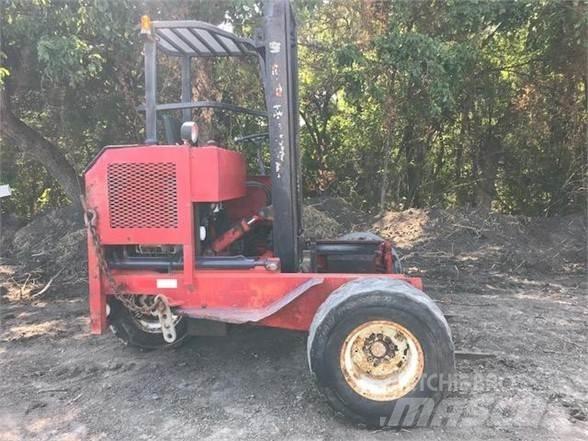 Moffett M5000 Medbringertruck