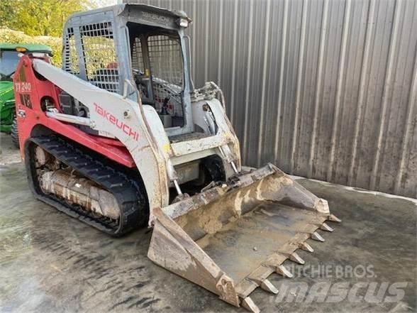 Takeuchi TL240 Minilæsser - skridstyret