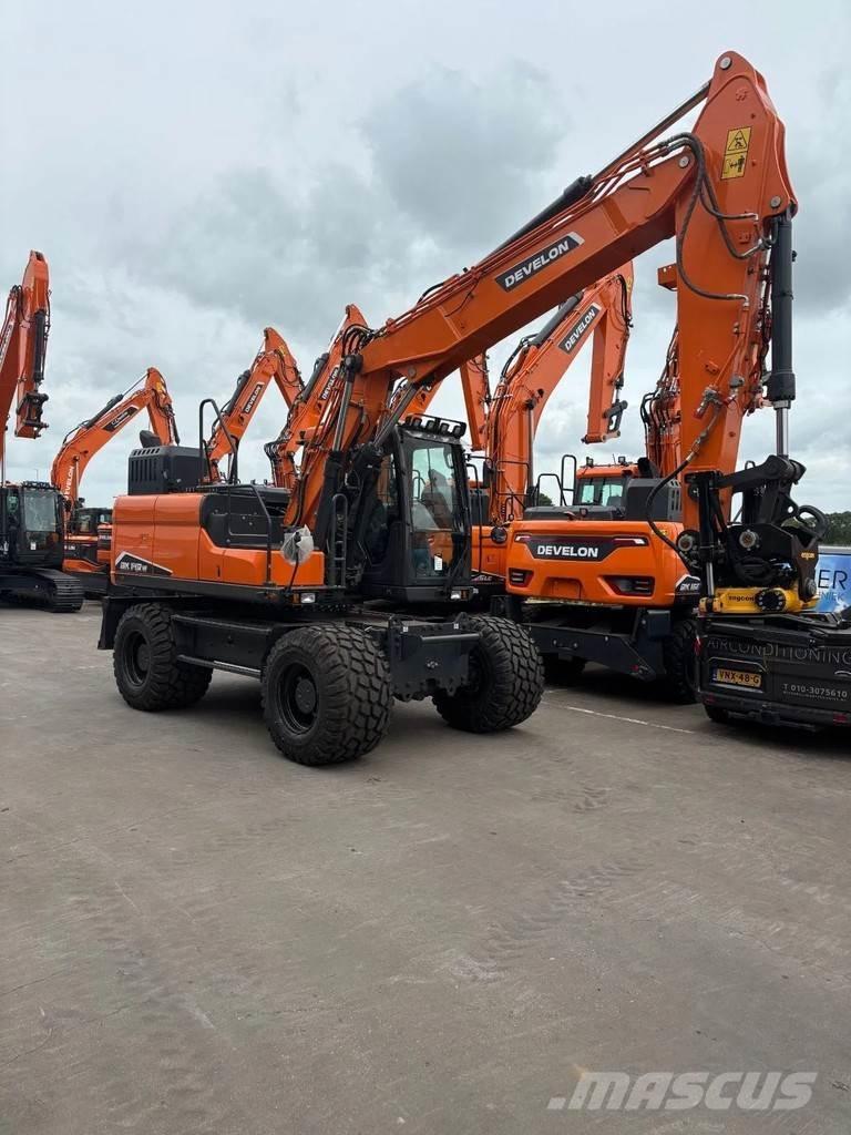 Develon DX140W-7 Gravemaskiner på hjul