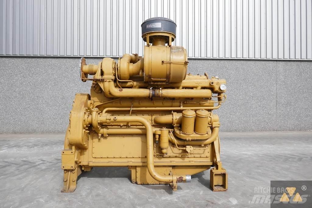 CAT D353E Motorer