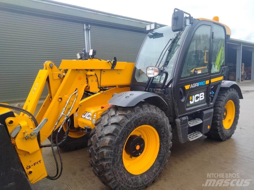 JCB 542-70 Teleskoplæssere til landbrug