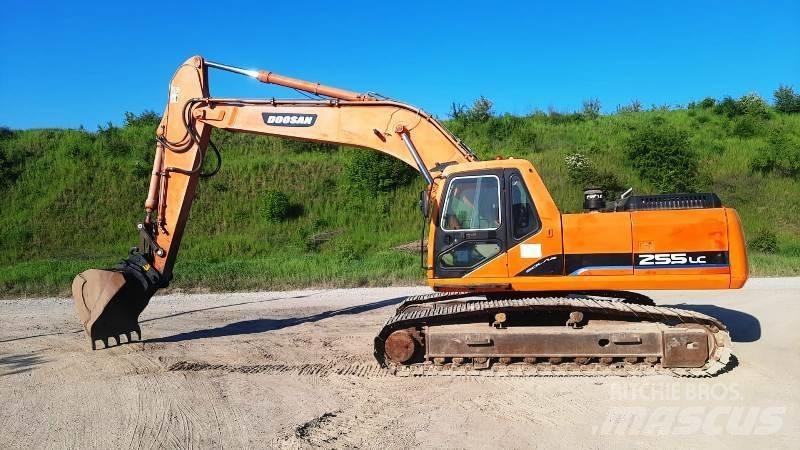 Daewoo S255 LC Gravemaskiner på larvebånd
