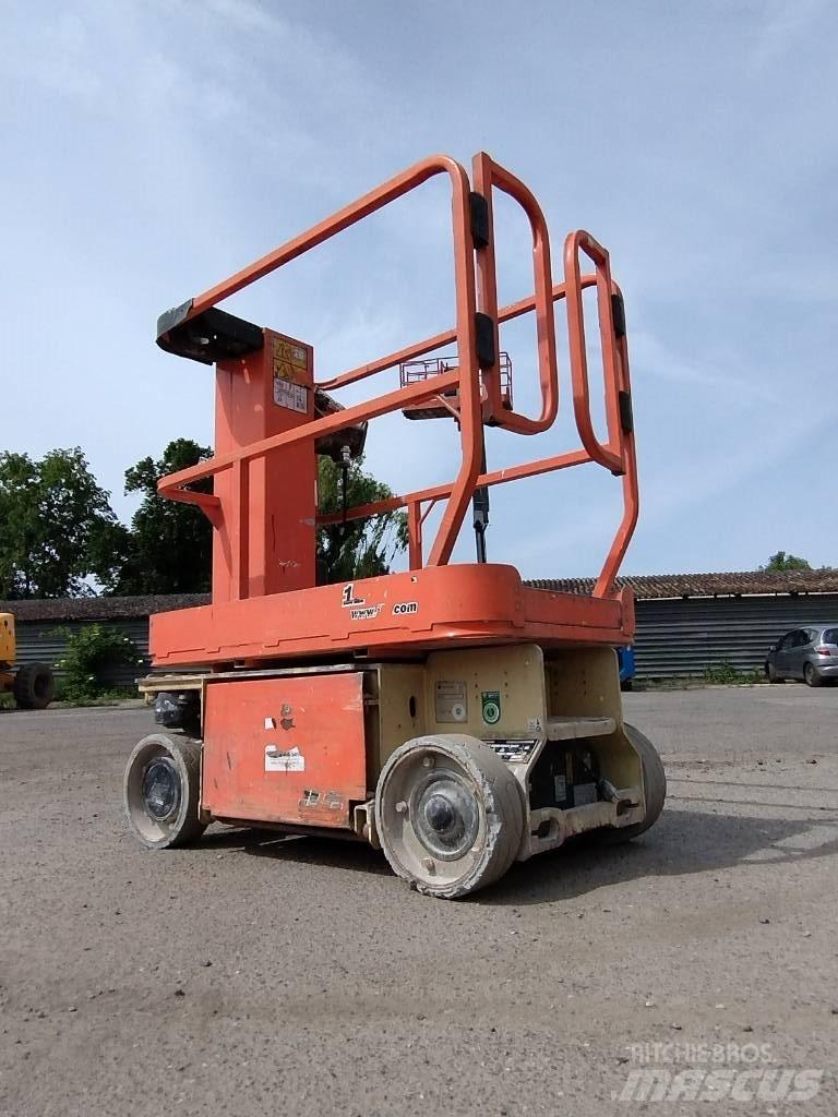 JLG 1230 ES Søjlelifte