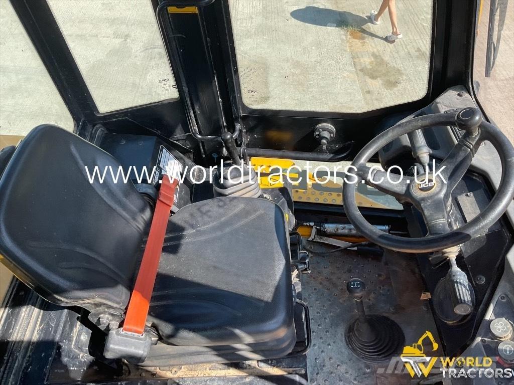 JCB 6 T-2 Dumpere