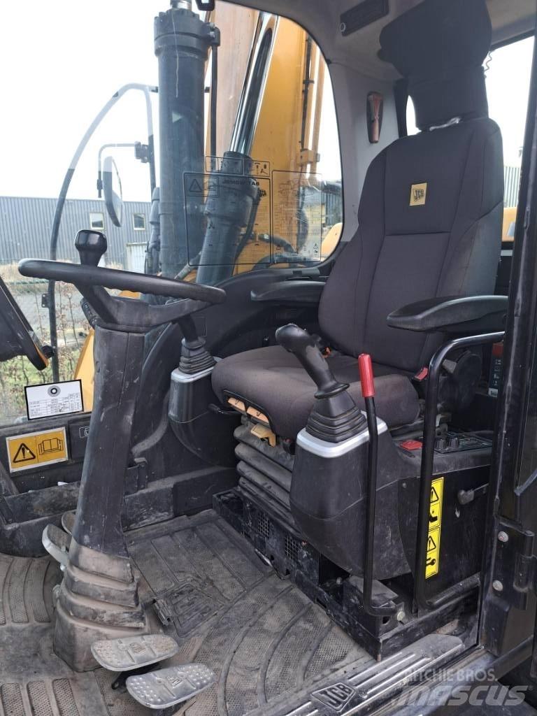 JCB JS 145 W Gravemaskiner på hjul