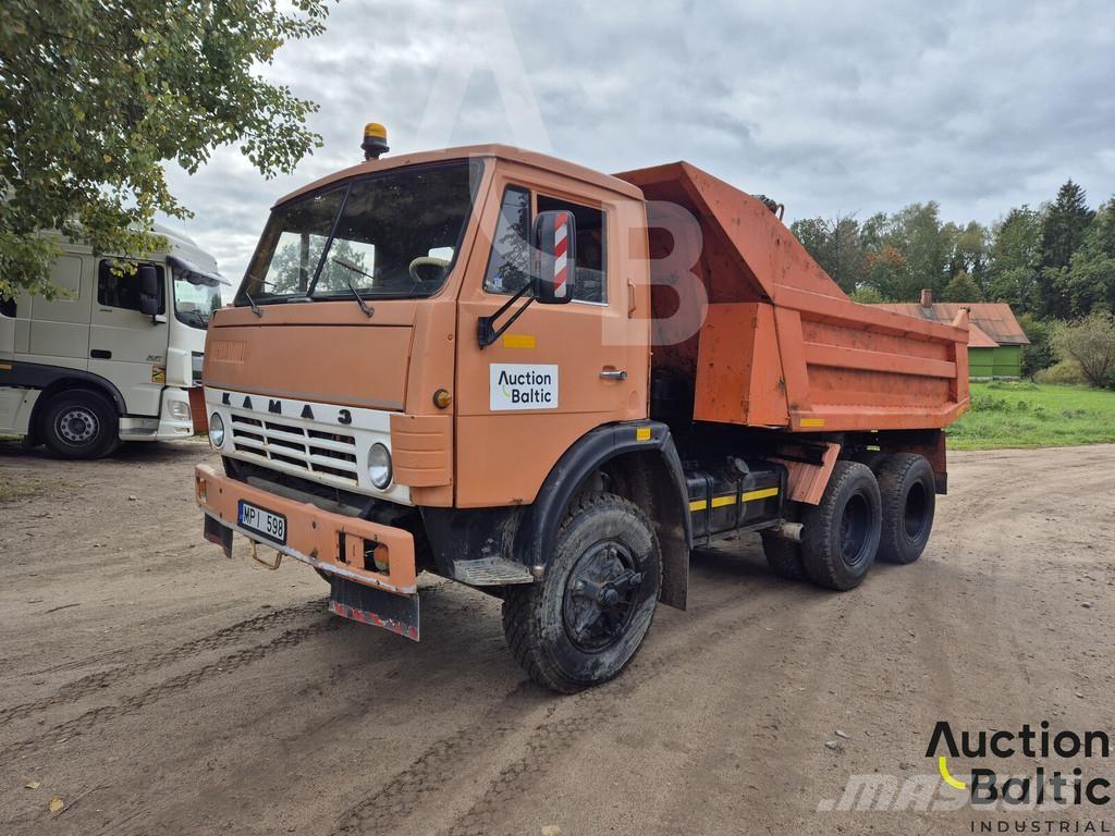 Kamaz 55111 Lastbiler med tip