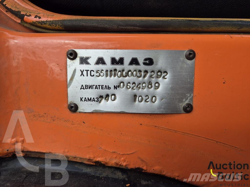 Kamaz 55111 Lastbiler med tip