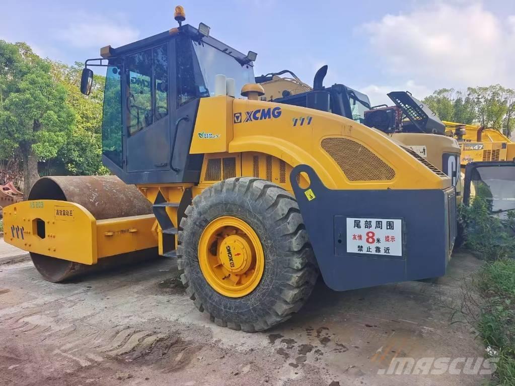 XCMG XS 202 J Enkelt tromle