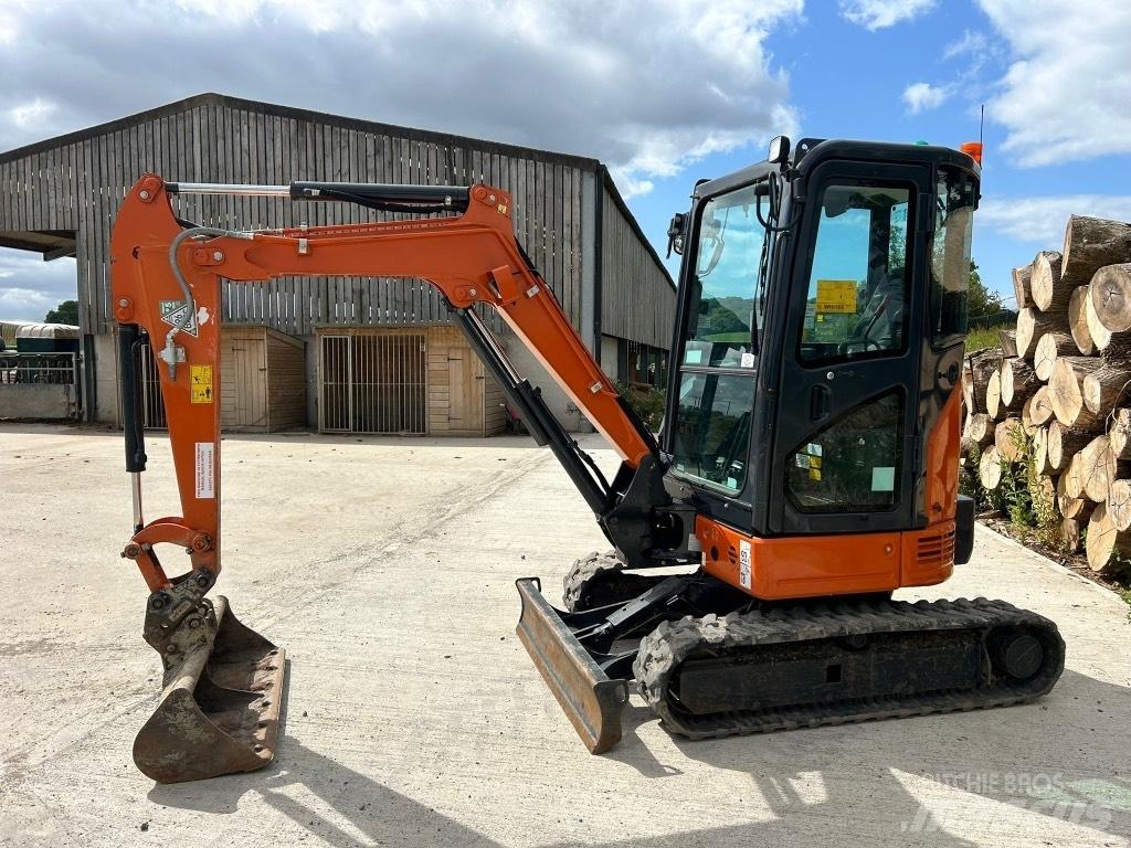 Hitachi ZX 26 U-6 Minigravemaskiner