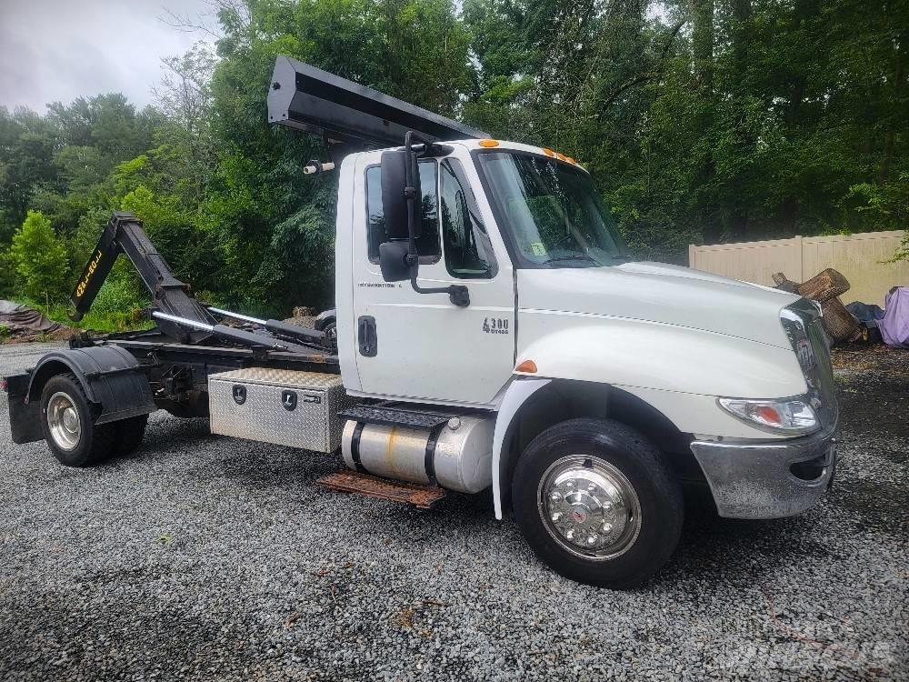 International 4300 Kroghejs