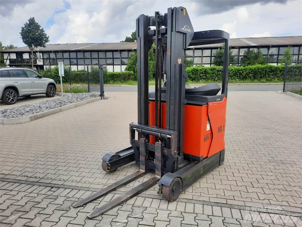 Linde R14 Reachtruck