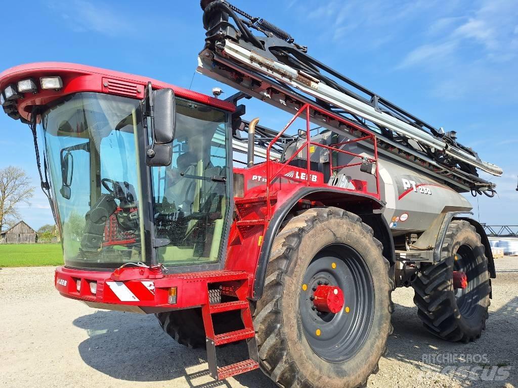 Horsch Leeb PT 230 Selvkørende sprøjter