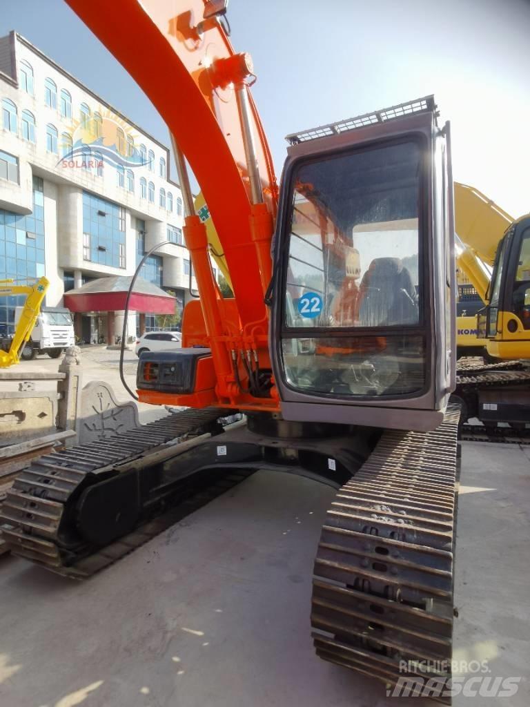 Hitachi EX 120 Gravemaskiner på larvebånd