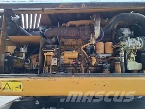 CAT M 316 C Gravemaskiner på hjul