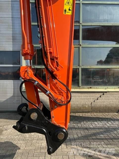 Hitachi ZX 290LCN-5B Gravemaskiner på larvebånd