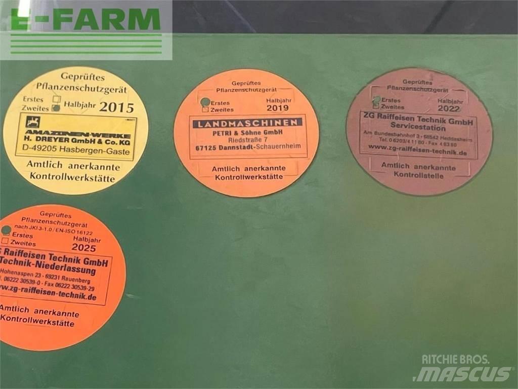 Amazone UX4200 Trailersprøjter