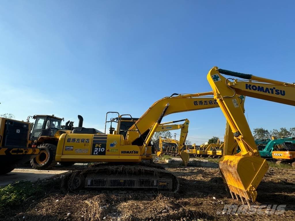Komatsu PC 210 Gravemaskiner på larvebånd