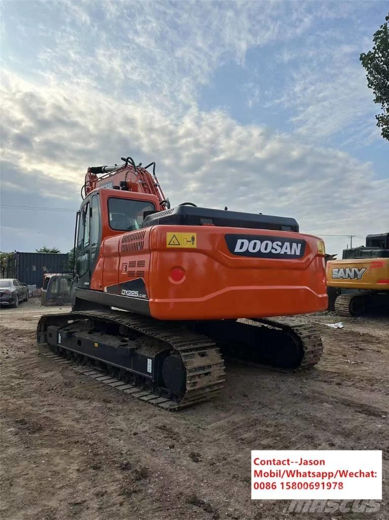 Doosan DX 225 LCA Gravemaskiner på larvebånd