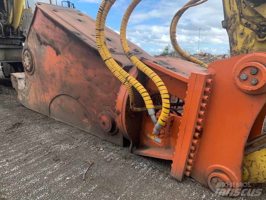  Fortress FS145R Sakse