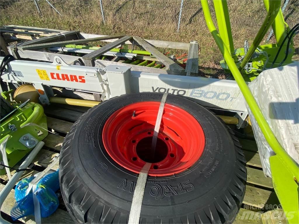 CLAAS VOLTO 1300 T River og høvendere