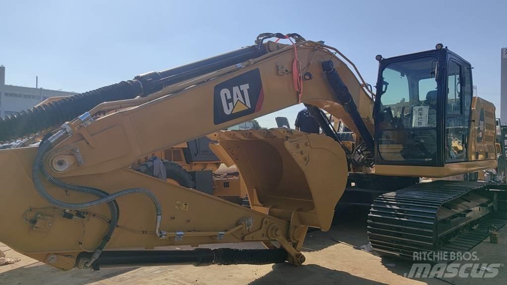 CAT 2018 CAT 320 Gravemaskiner på hjul