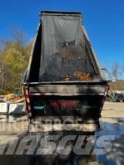 Mack CV 713 Lastbiler med tip