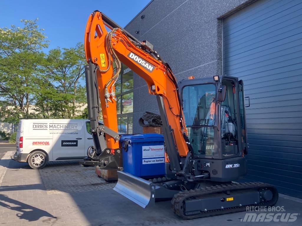 Develon DX 35 Z-7 Minigravemaskiner