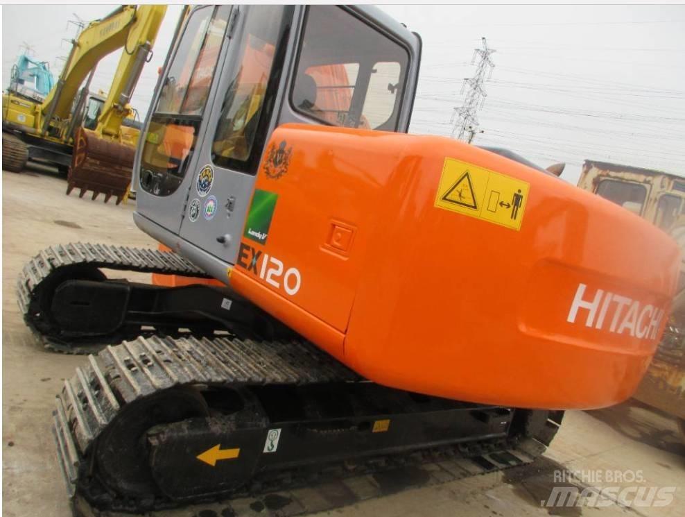 Hitachi EX 120-3 Gravemaskiner på larvebånd