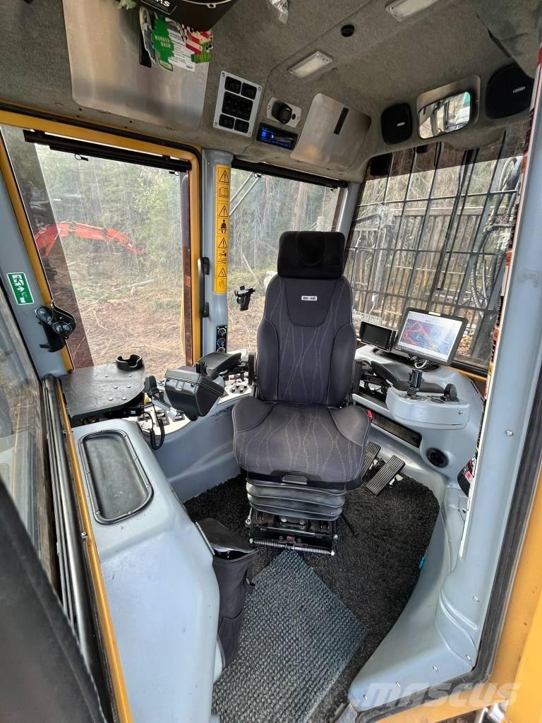 Tigercat 1085 Udkørselsmaskiner