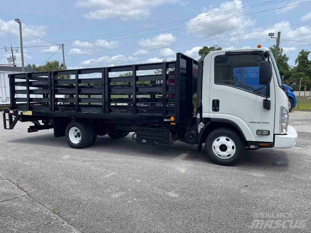 Chevrolet LCF4500HD Lastbil med lad/Flatbed