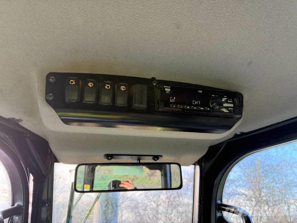 CAT D 4 K 2 LGP Bulldozer på larvebånd