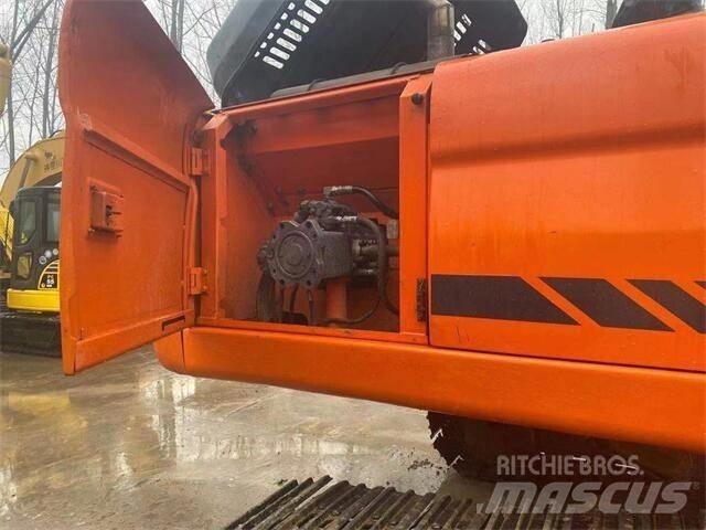 Doosan DX300LC Gravemaskiner på larvebånd