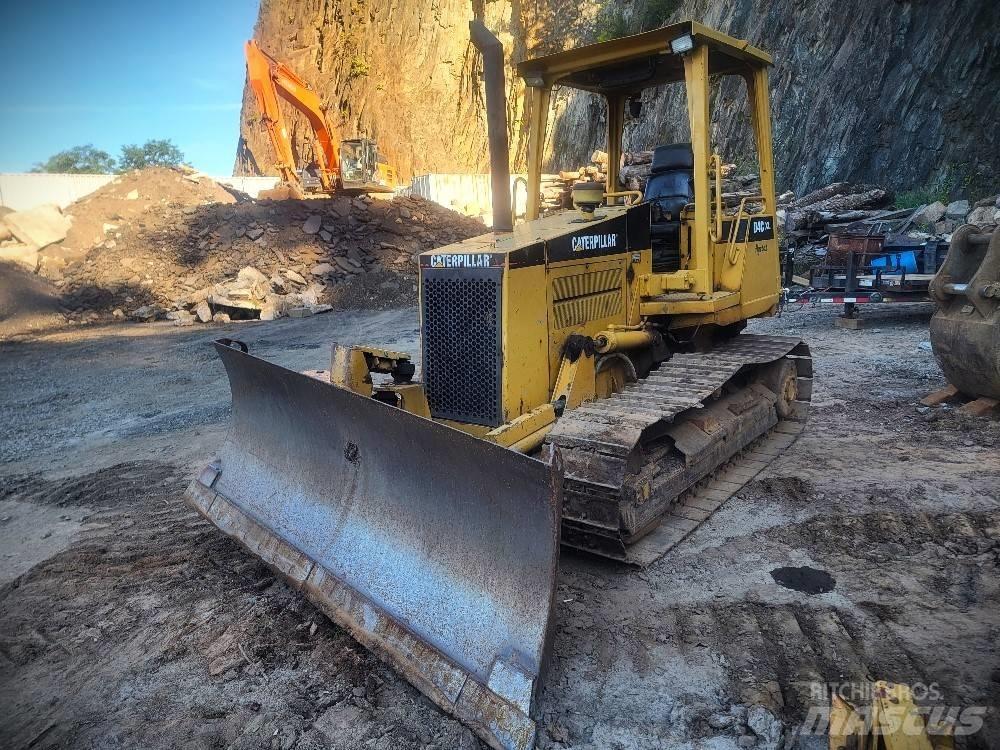 CAT D 4 C XL HST Bulldozer på larvebånd