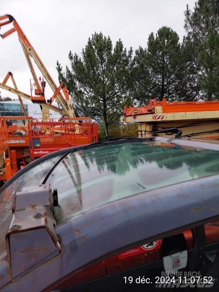 Manitou MT1440 Teleskoplæssere