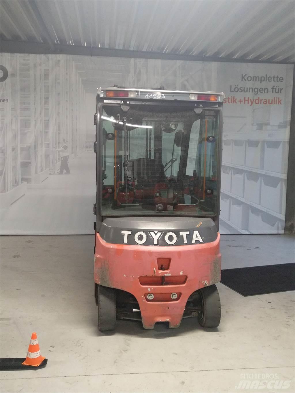 Toyota 8FBMT30 El gaffeltrucks