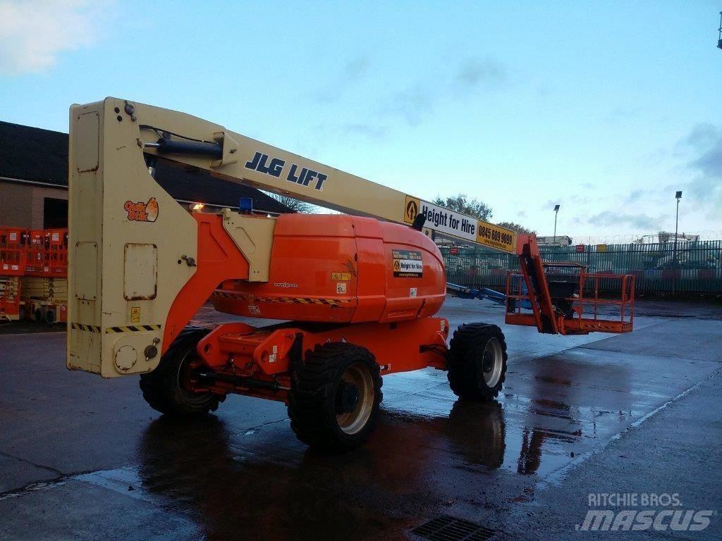 JLG 800AJ Bomlifte med knækarm