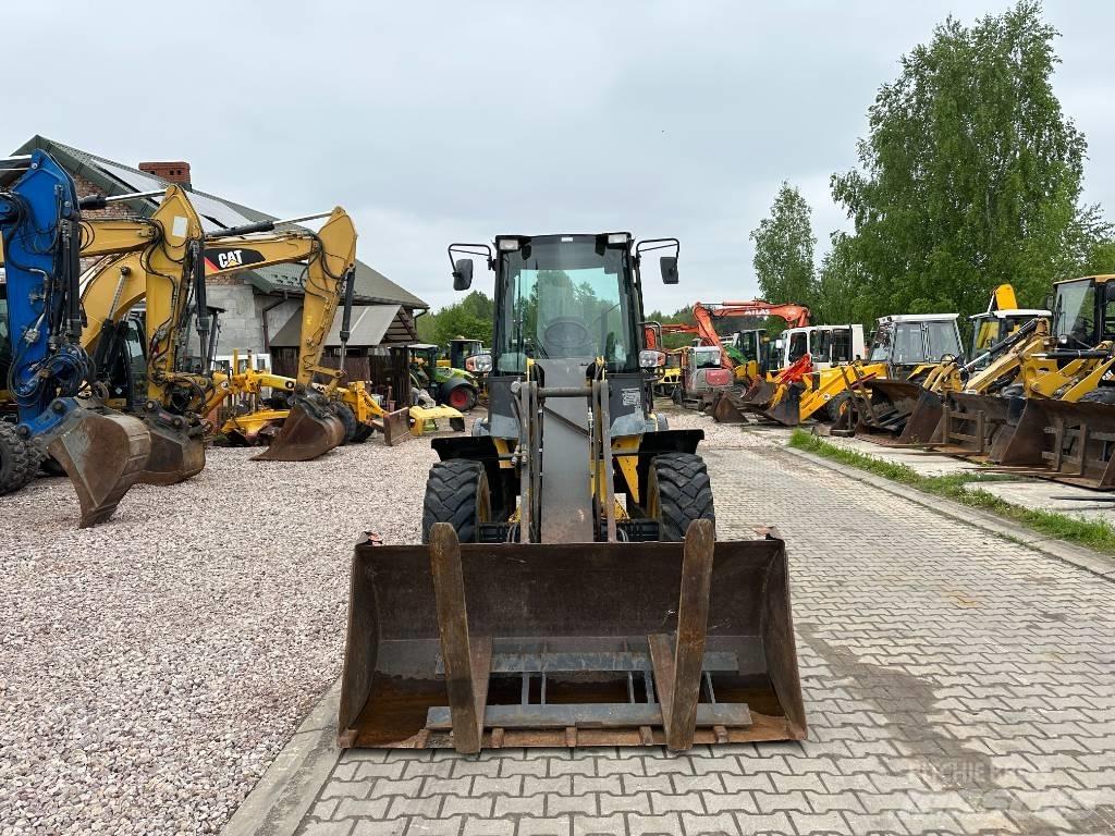 New Holland W 70 TC Læssemaskiner på hjul