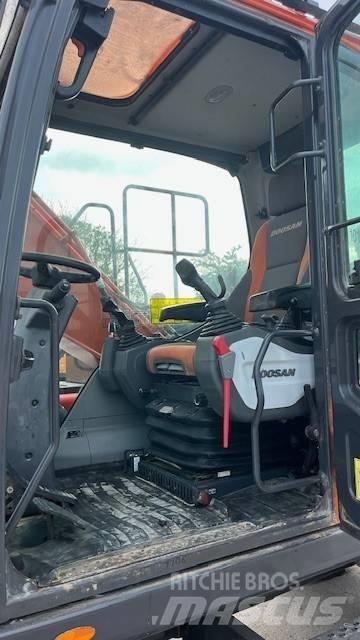 Doosan DX140W-5 Gravemaskiner på hjul