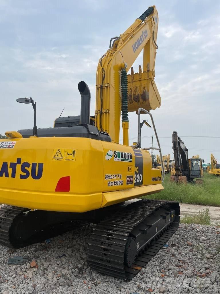 Komatsu PC 220 Gravemaskiner på larvebånd