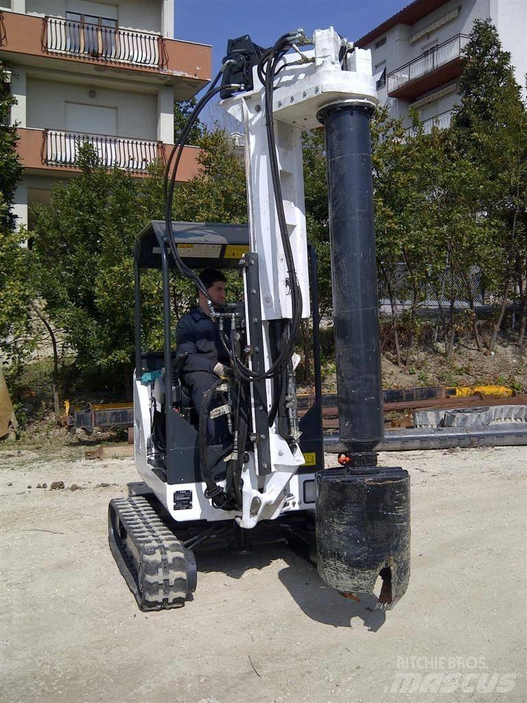 Tescar CF1 Pæle- og rammemaskiner