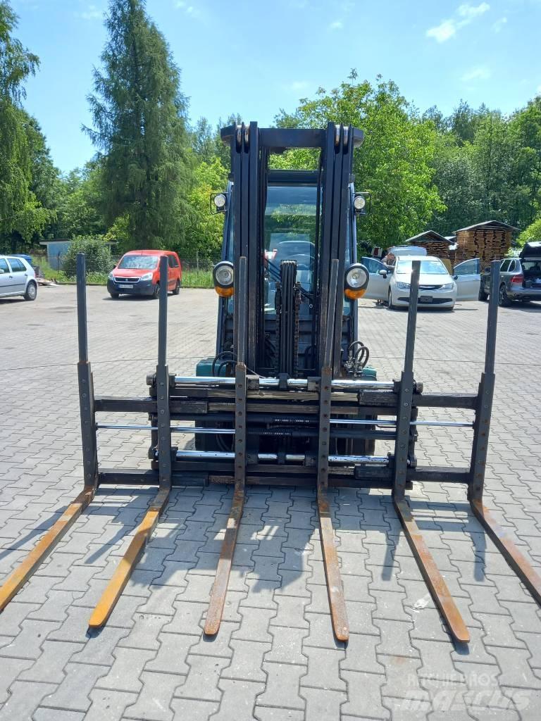 Toyota 8 FGF 30 LPG gaffeltrucks