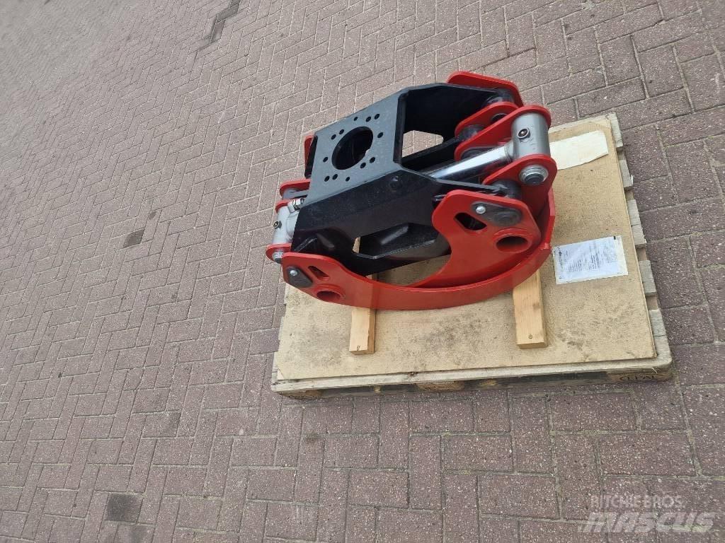 Farmi Forest C25 Knuckleboom læssere