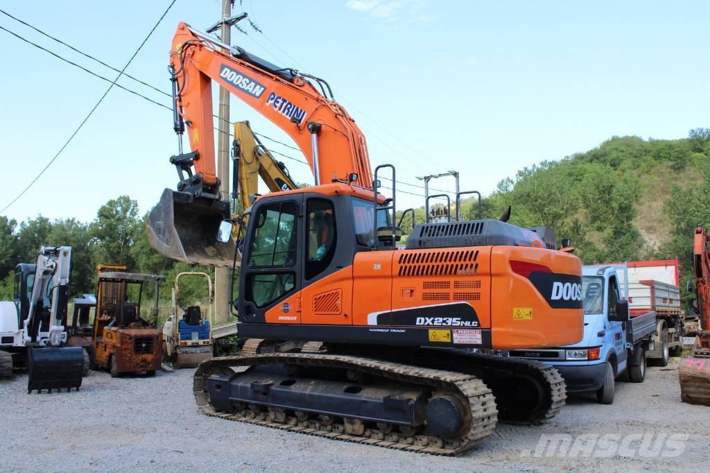 Doosan DX 235 NLC-5 Gravemaskiner på larvebånd