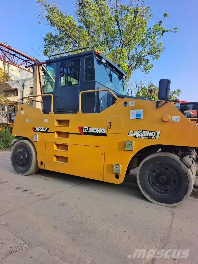 XCMG XP 263 Tromle med luftdæk