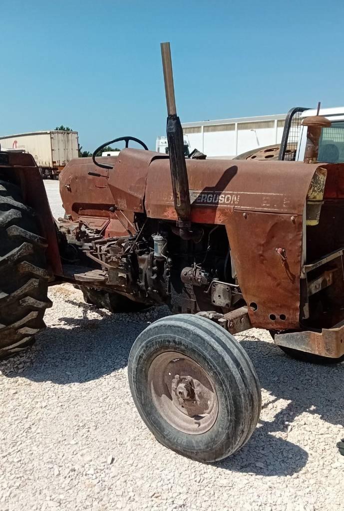 Massey Ferguson 275 Traktorer