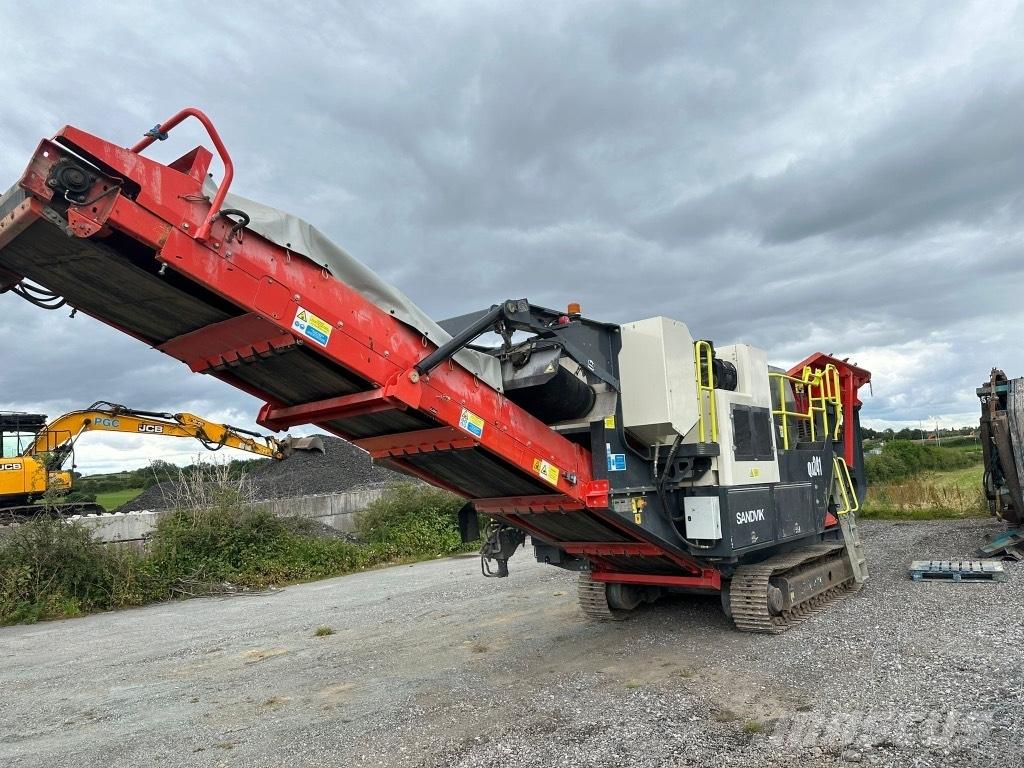 Sandvik QJ 241 Mobile knusere