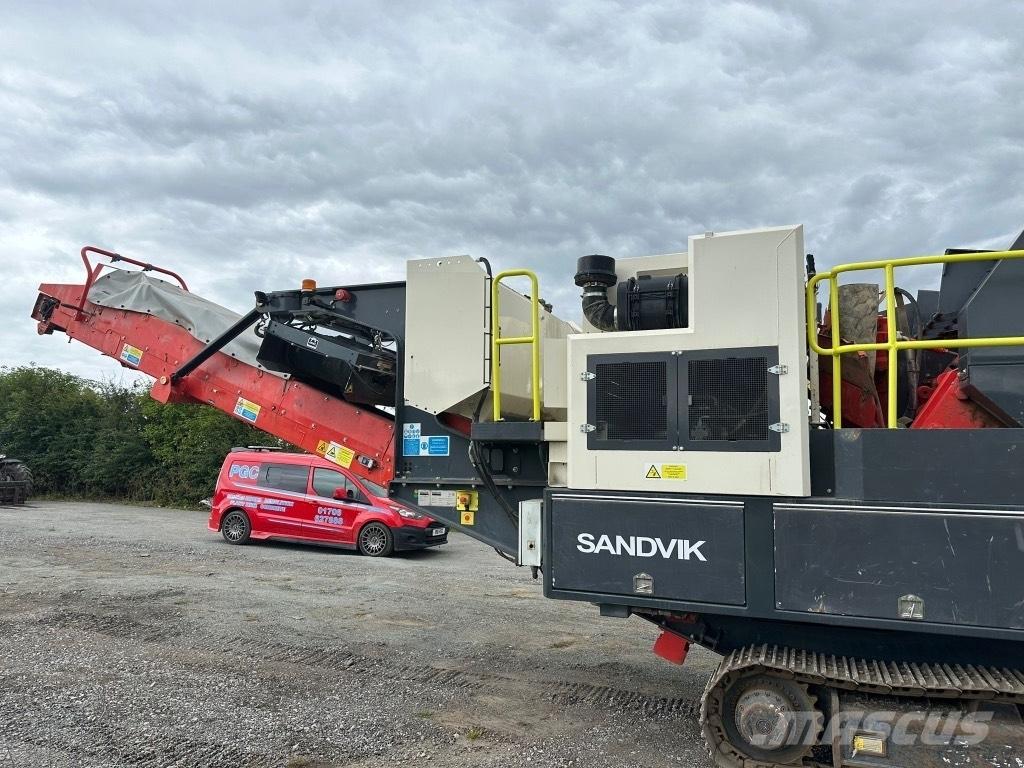 Sandvik QJ 241 Mobile knusere