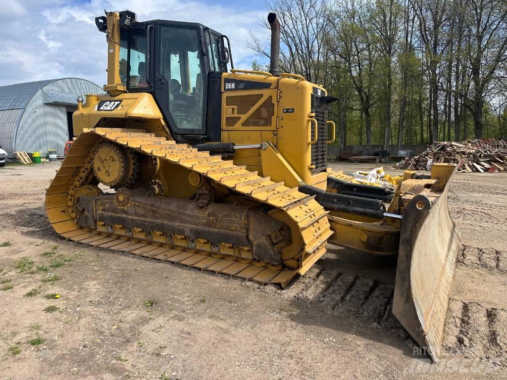 CAT D 6 N Bulldozer på larvebånd